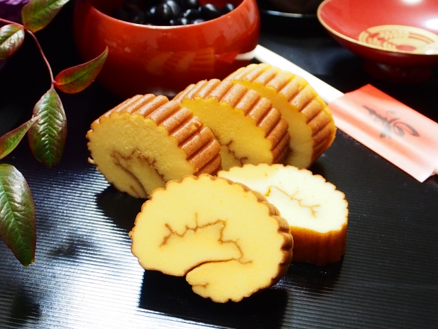 男性が着物を正月に着る為に【初詣とは何か?】