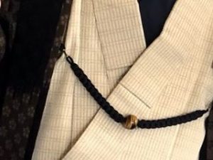 紐と天然石の羽織紐